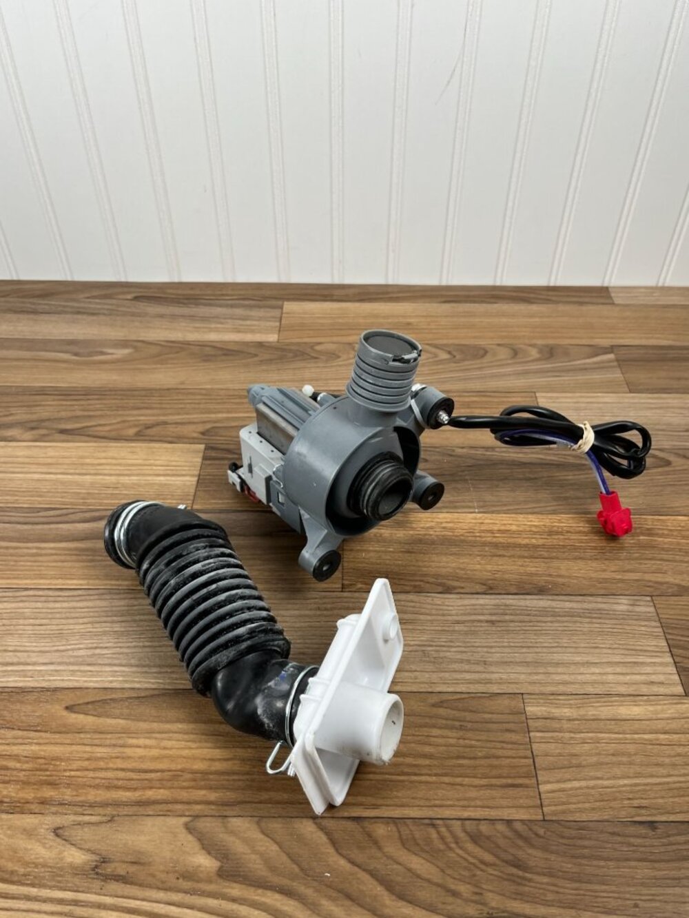 Midea Washer Drain Pump MLV45N3BWW With Hose